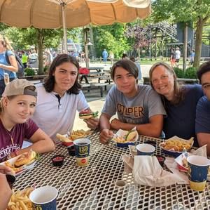 Meet your Posher, Becky